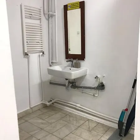 Apartamento Large Centre Bucareste