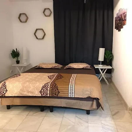 Apartament Large Centre Bukareszt