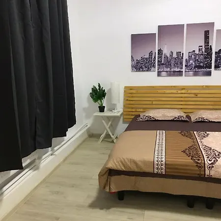Large Centre Apartment