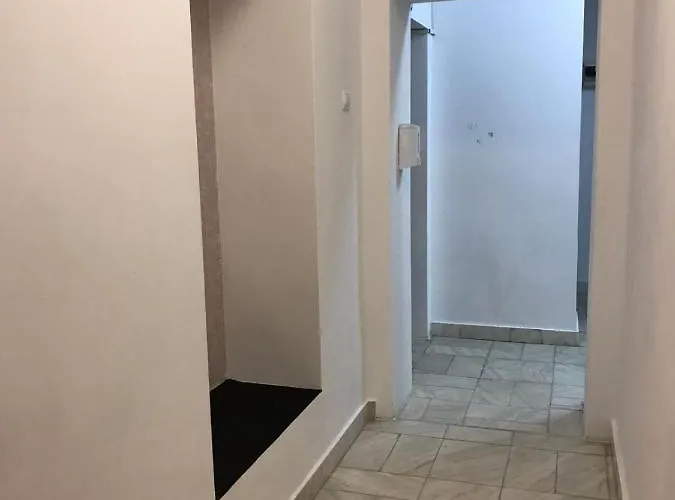 Apartamento Large Centre Bucareste