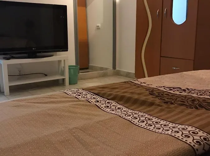 Large Centre * ブカレスト